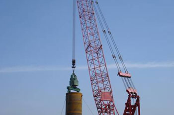 Yongan Vibratory Hammer Successfully Used in Taizhou Changjiang Highway Bridge